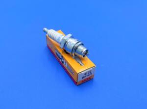 Candela NGK BR7 HS